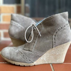 MIA Pampa Booties Size 8.5